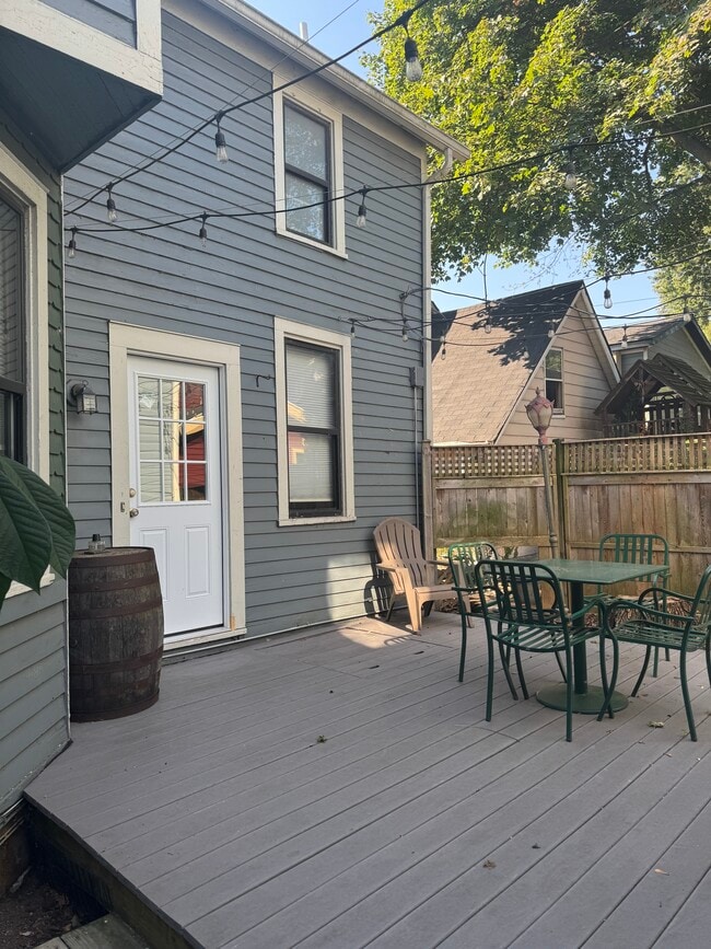 Building Photo - 3405 Woodbine Rental