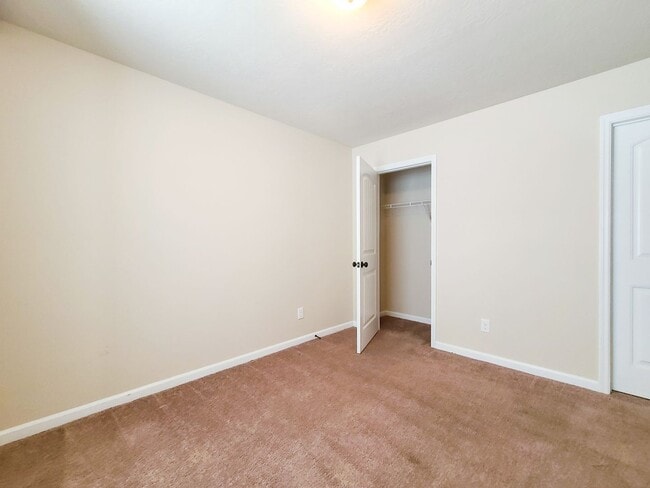 Photo - Conveniently Located Townhome off Exit 5!