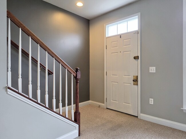 Photo - 214 Sagamore Hl