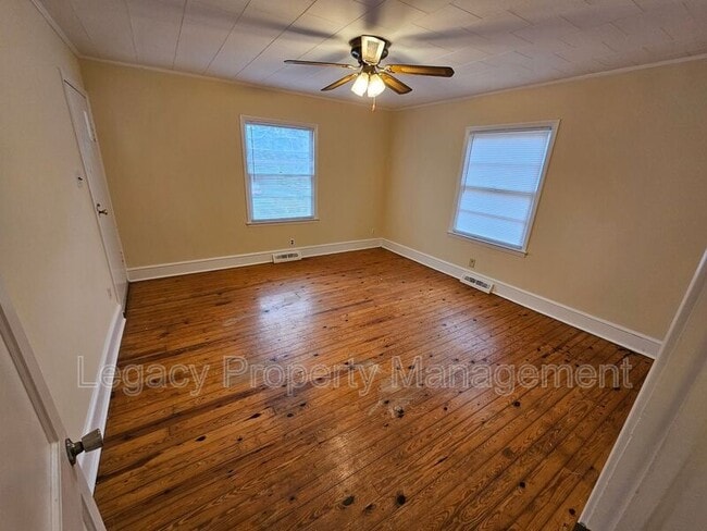 Photo - 102 Allen Ruffin Ave