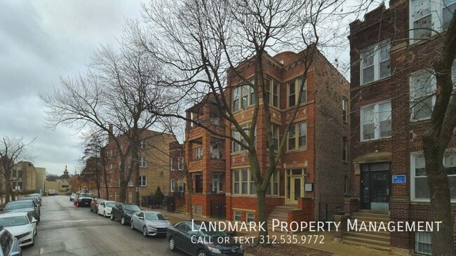 Building Photo - 2319 W Haddon Ave Unit 3 R Rental