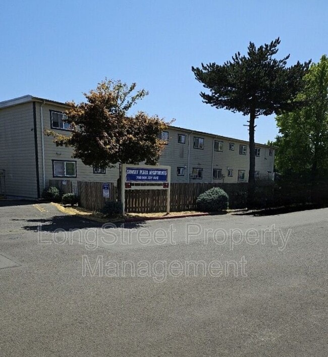 Building Photo - 780 NW Joy Ave Unit P