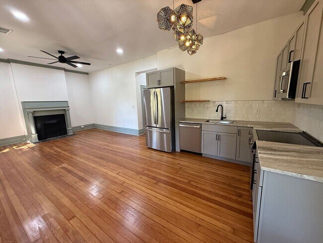 485-487 W 3rd. St.