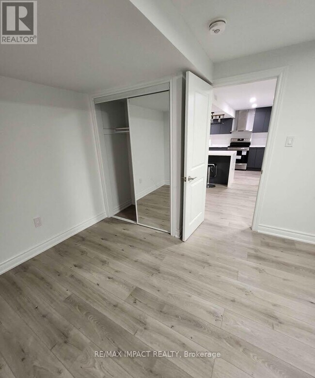 Photo - 127 Gillett Dr