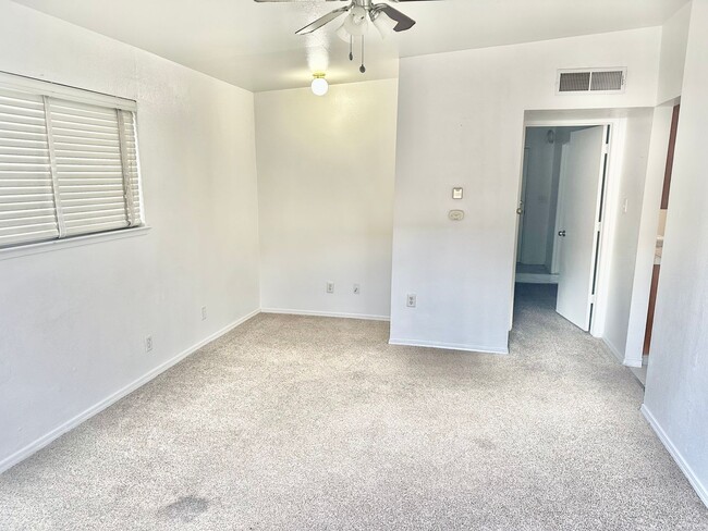 Photo - 1411 Minnewawa Ave Apartment Unit 1411 Minnewawa Ave #A