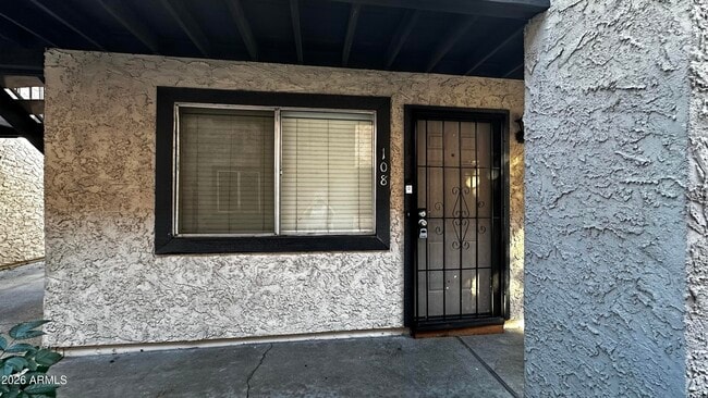 Building Photo - 700 W University Dr Unit 108