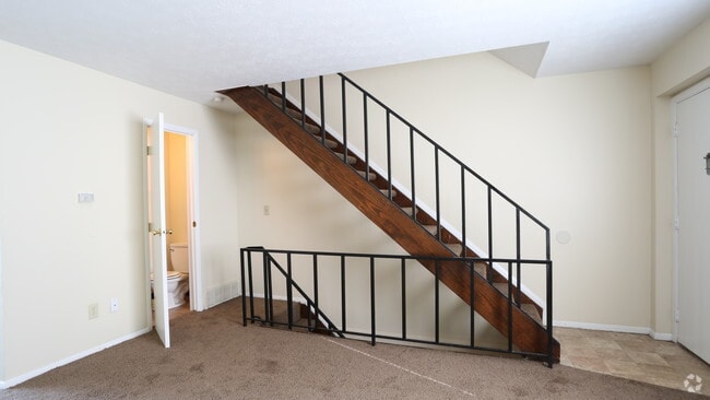 Living Room - 2BR, 1.5BA - 896 SF