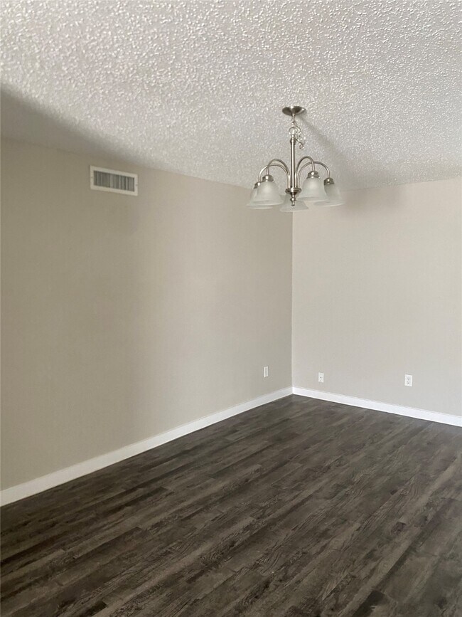 Photo - 4935 Quailgate Dr