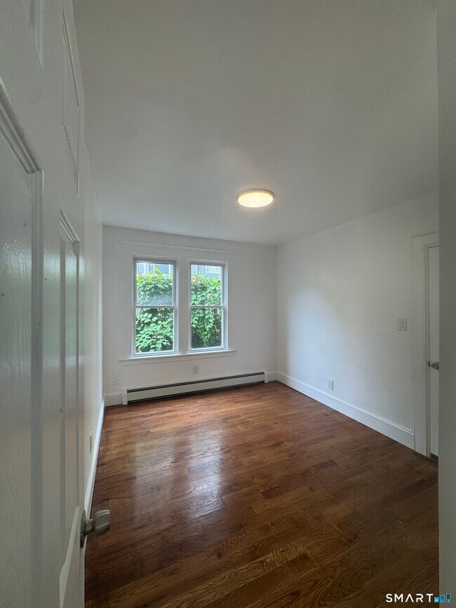Photo - 20 Coe St
