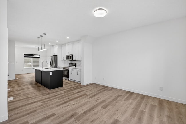 Photo - 26 Renwyck Pl