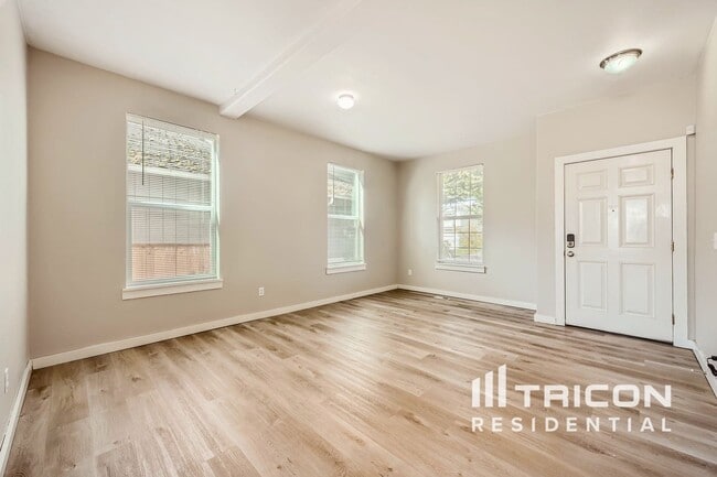 Photo - 1222 193rd St E