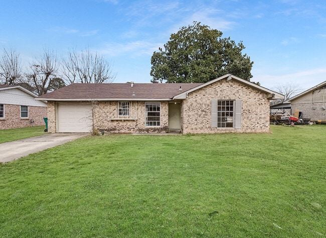 Photo - 2003 Ashley St