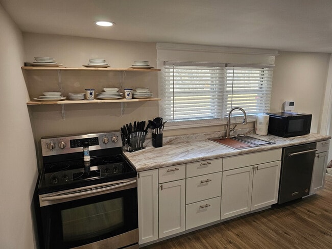 Photo - 1106 Central Ave Unit ID1254838P