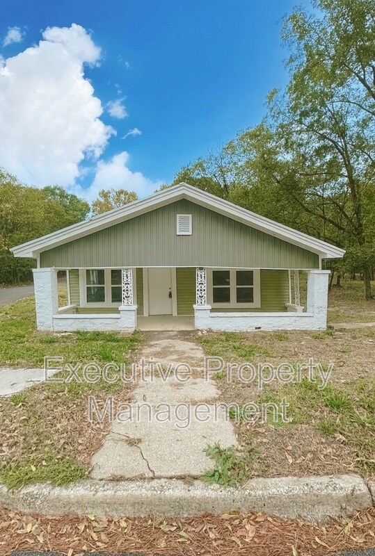 Photo - 3732 4th St W