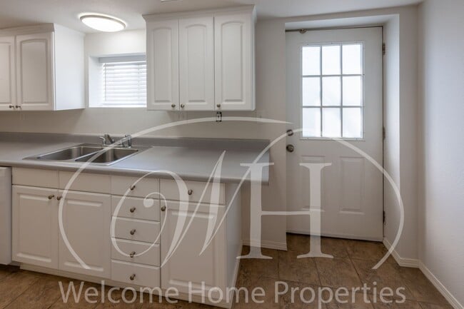 Photo - 37 NW Evans Ave Unit 37 NW Evans Ave, Apt C