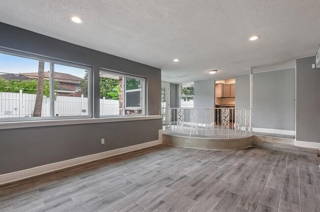 Photo - 2728 Valentine Ct