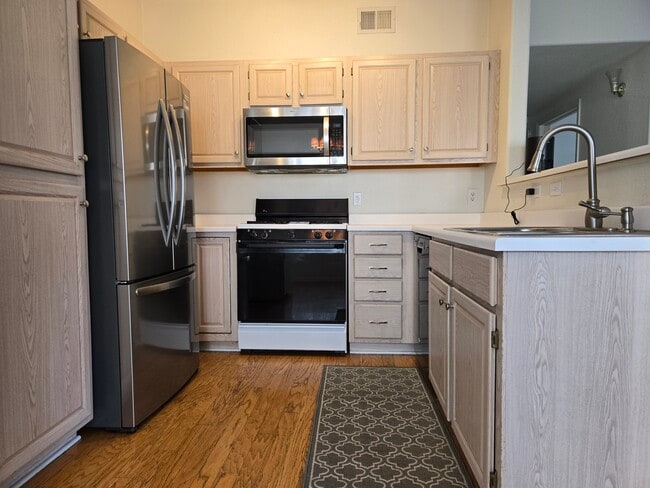 Building Photo - 3712 E Cactus Creek Ct Unit 103