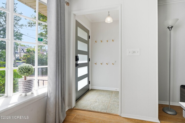 Photo - 1213 Sunset Ave