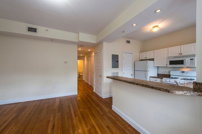 Photo - 2 bed/2 bath in Allston
