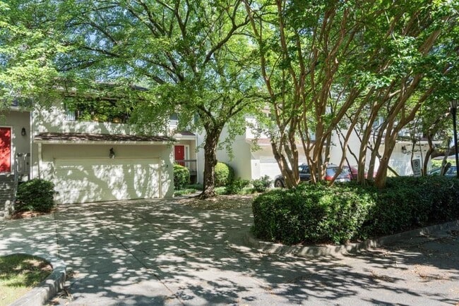 Photo - 3 Gilbert Trail NE