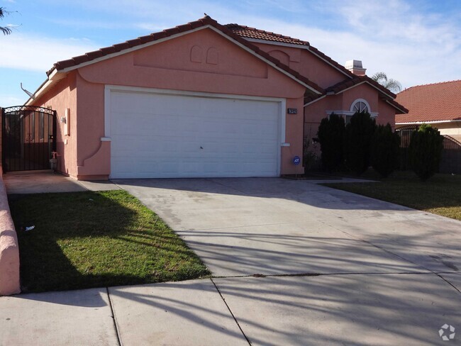 Building Photo - 13985 Ivy Ave Rental