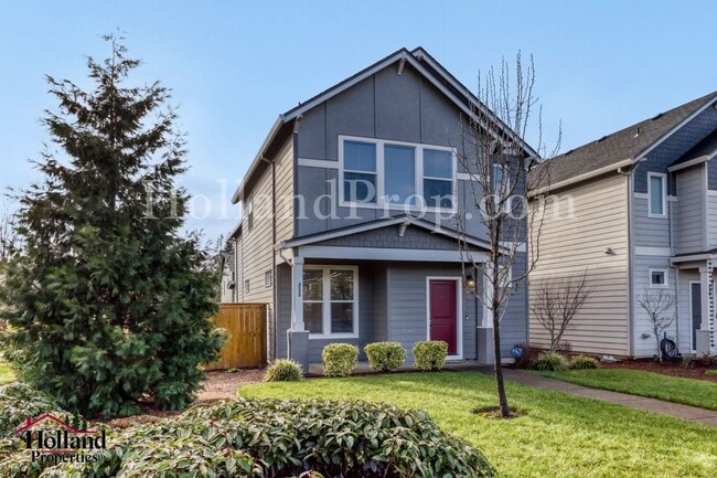 Building Photo - Modern Solar-Powered 3BR Home in the Heart of Cornelius
