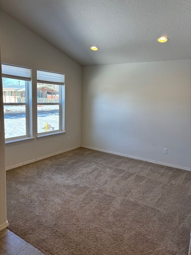 Photo - 51572 Stillwell