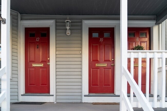 Photo - 8 Speridakis Ter Unit 8