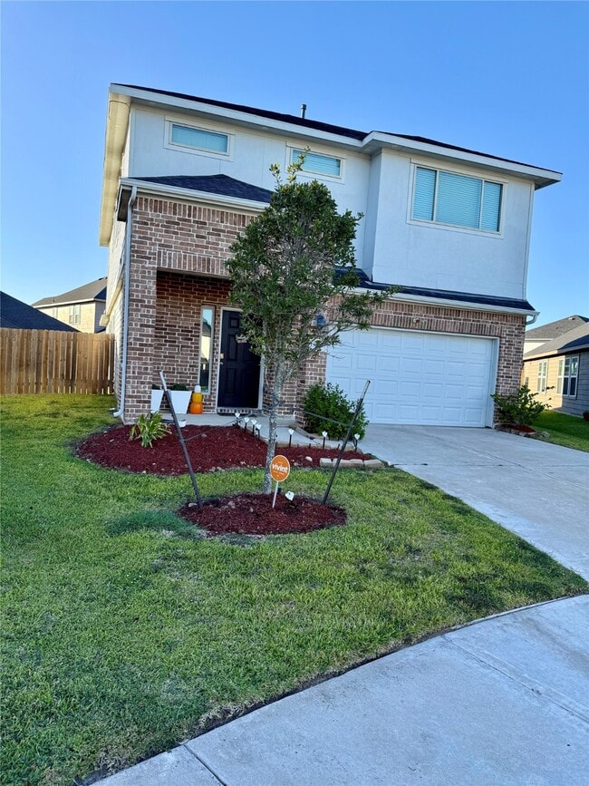 Photo - 15402 Sailpoint Ln