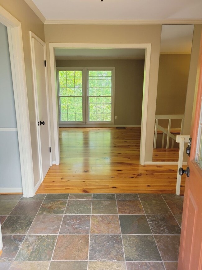 Photo - 984 Shades Crest Rd