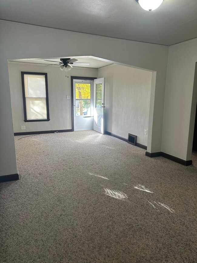 Photo - 1914 Garfield Ave