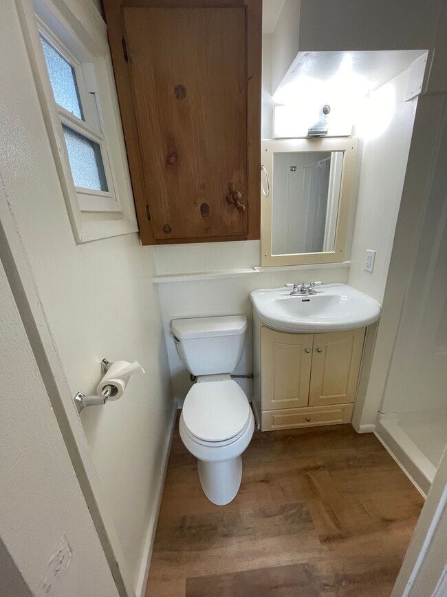 Photo - 217 N Dakota St