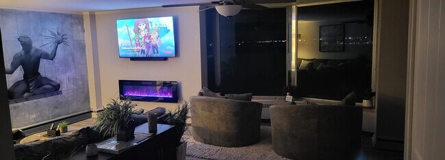 Photo - 8200 E Jefferson Ave Unidad 1809