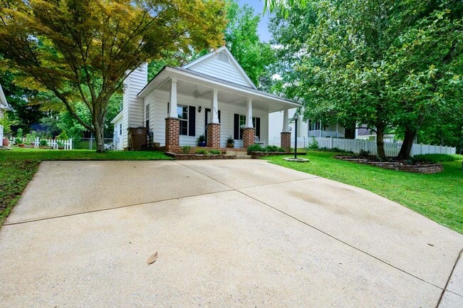 Photo - Updated High Gate Park Bungalow Just Short 5 Minute Walk to Downtown Wake Forest