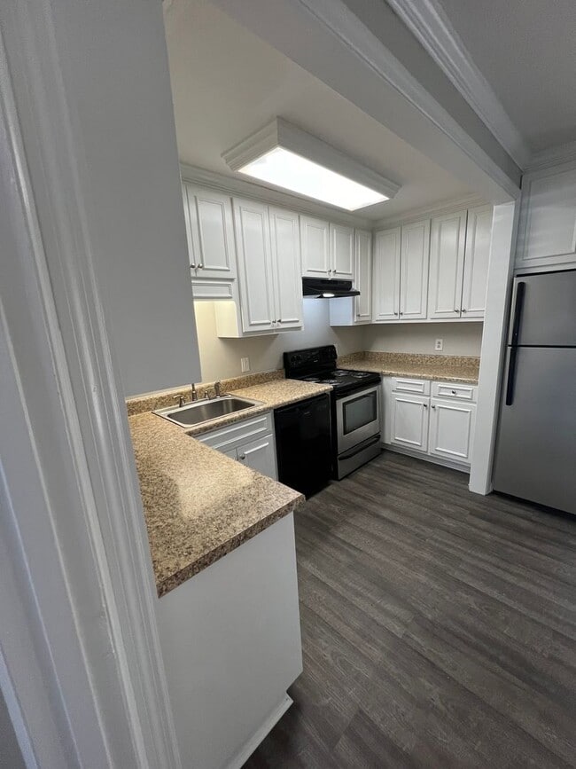 Photo - Huntingdon Apartments