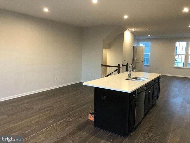 Photo - 111 Almond Dr