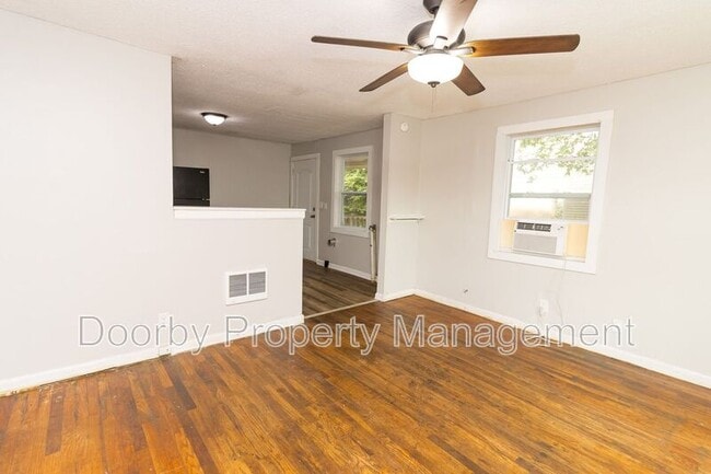 Photo - 2215 Allin St Unit B