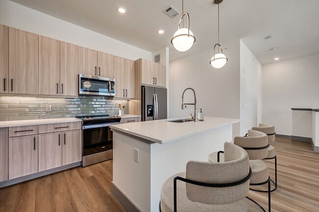 The Waylon Apartments & Townhomes