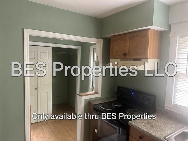 Photo - 709 Matheson Rd
