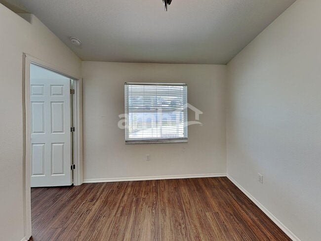 Photo - 3118 37th Ter E