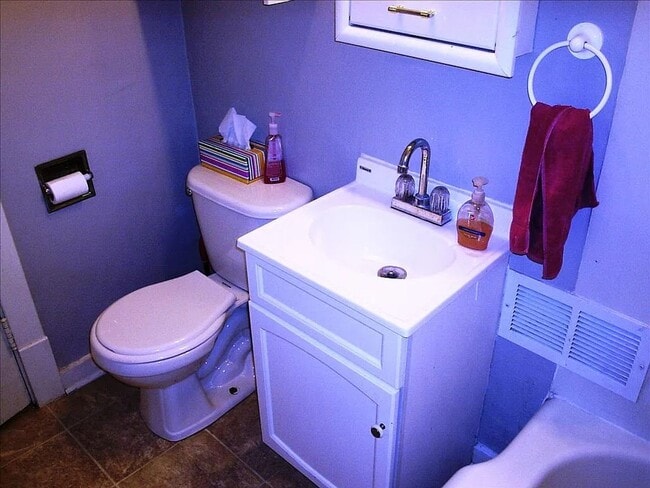 Photo - Charming 2-Bedroom Home with Detached Garage!