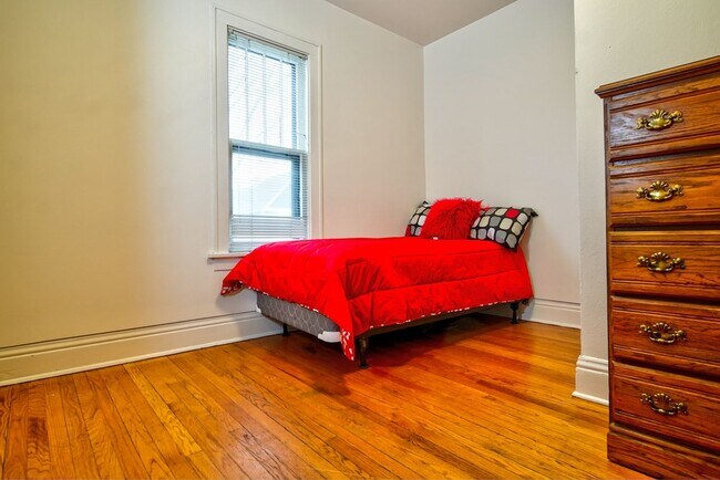 Photo - 212-214 N. Blount St.