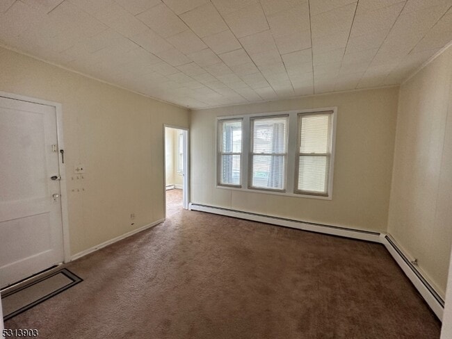 Photo - 213 S 5th St