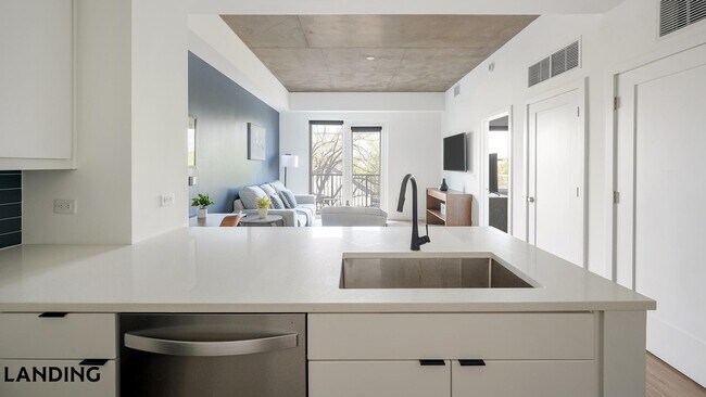 1801 Patterson St Unit 420