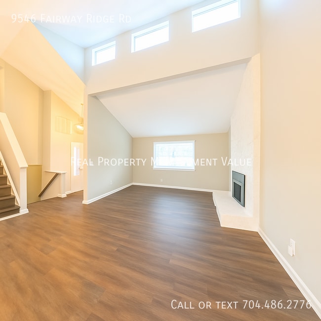 Photo - 9546 Fairway Ridge Rd