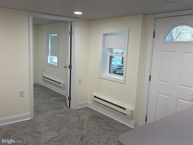 Photo - 2851 New Windsor Rd