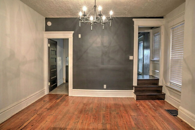 Photo - 72 Euclid Ave