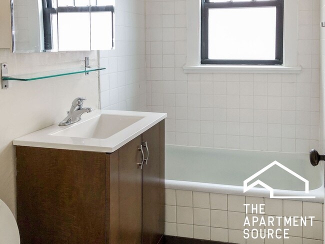 Photo - 518 W Cornelia Ave Unit 315