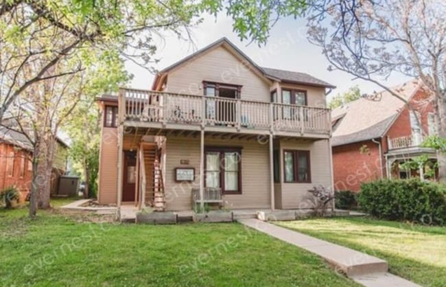Photo - 1915 Pine St House