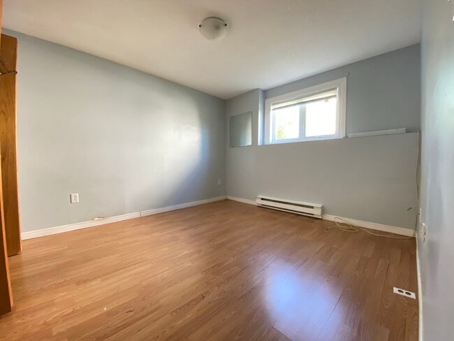 Photo - 10 Edgecombe Dr